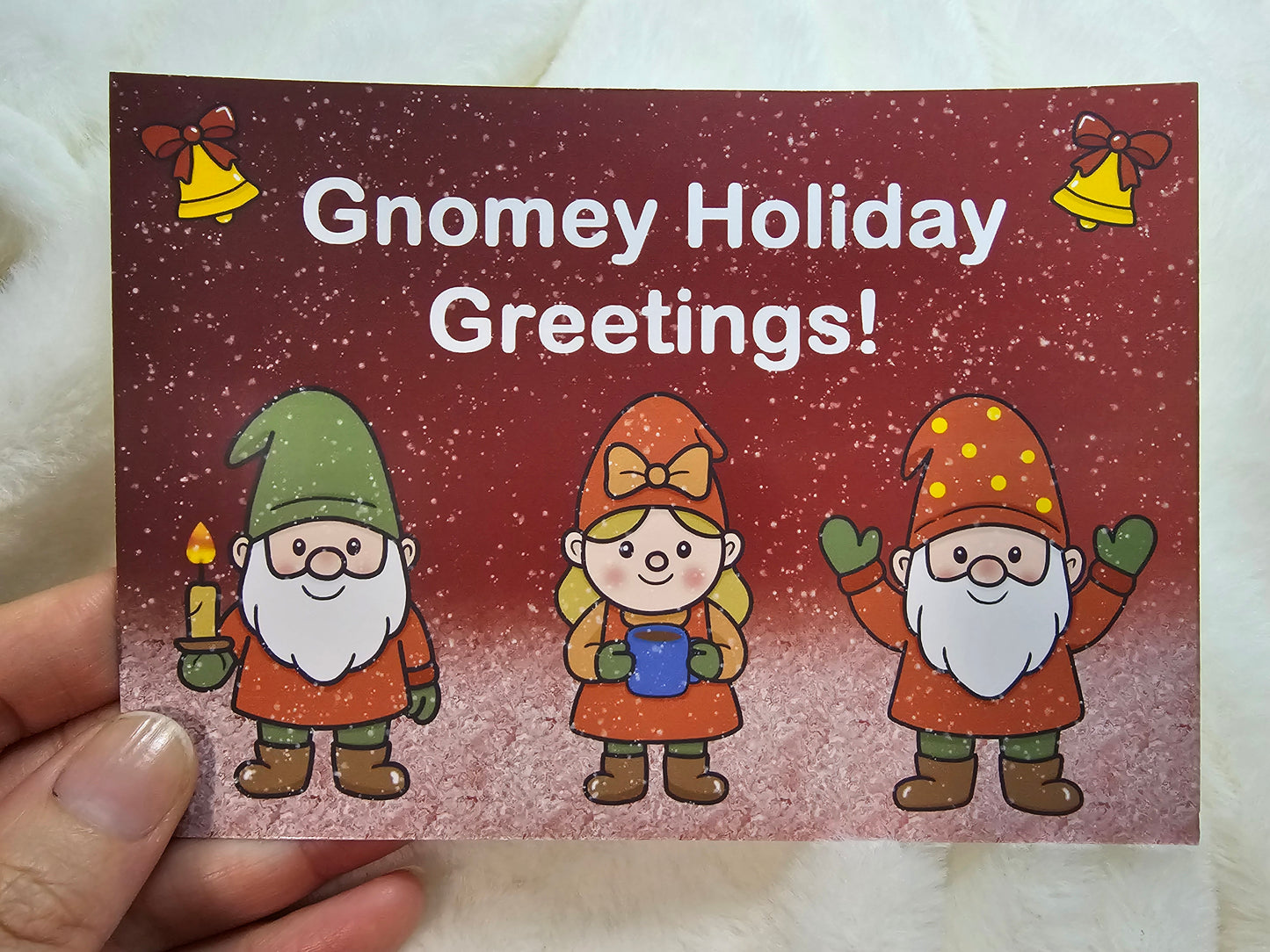 Weihnachtspostkarte – „Gnomey Holiday Greetings!“