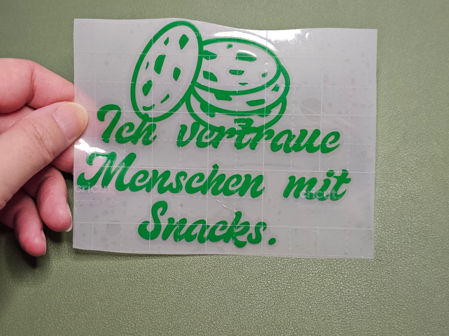 Ich vertraue Menschen mit Snacks