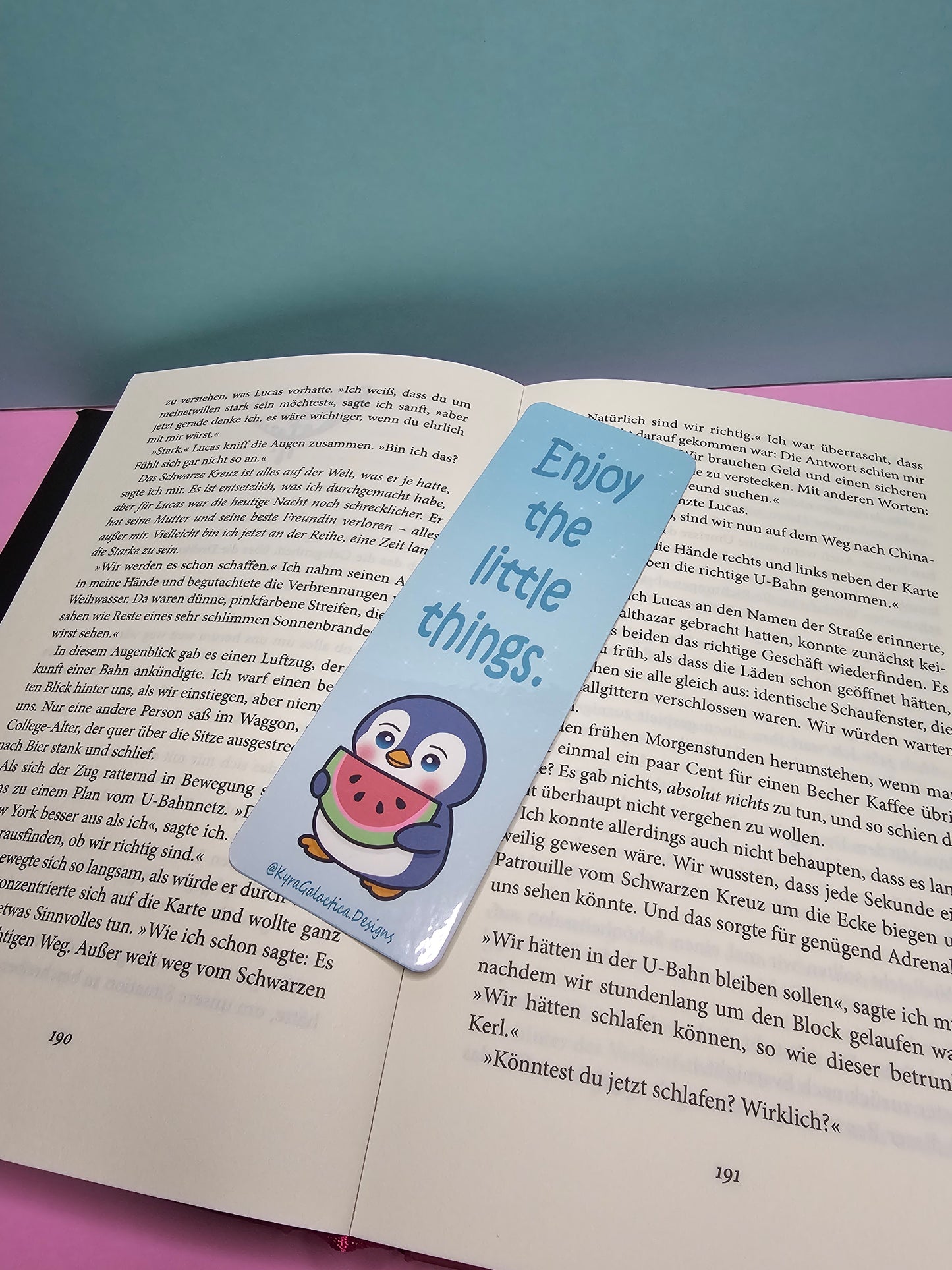 Enjoy the Little Things | Joy Is Louder Than Worry | Pinguin - Lesezeichen - beidseitig bedruckt