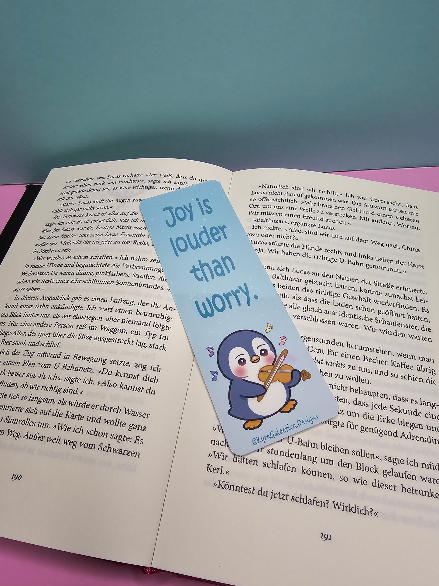 Enjoy the Little Things | Joy Is Louder Than Worry | Pinguin - Lesezeichen - beidseitig bedruckt
